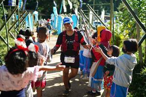 BIB: 2367, 
                            <button type="button" onclick="openModal(19037369)" class="btn btn-primary btn-sm float-right btn-popup" data-toggle="modal" data-target=".modal-high-quality">
                        <i class="fas fa-shopping-cart"></i> Add to Cart
                    </button>
                                            <button type="button" onclick="isThisMe(19037369, true)" class="btn btn-success btn-sm float-right btn-popup btn-isme hidden" data-toggle="tooltip" data-placement="bottom" title="นี่คือรูปของคุณใช่ไหม คลิกที่นี่เพื่อเอาเข้าอัลบั้ม">
                        <i class="fas fa-plus"></i> Add to album
                    </button>
                    <button type="button" onclick="isThisMe(19037369, false)" class="btn btn-warning btn-sm float-right btn-popup btn-isnotme hidden">
                        <i class="fas fa-ban"></i> Remove from album
                    </button>